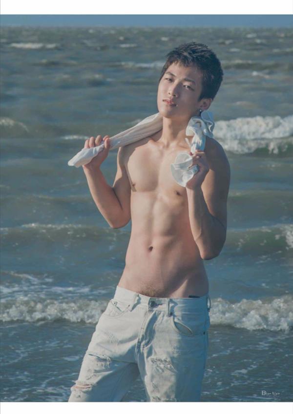 PHOTO-SET-Whoseman-1-吳敵警長來囉~~~我的靴子裡有蛇